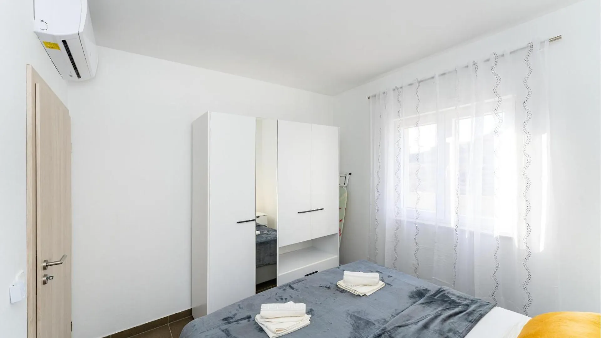 3 Bedroom Stunning Home In Ražanac 0*,